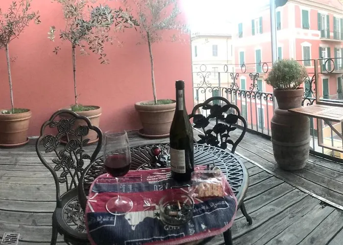 Loft Garibaldi And 3* 키아바리