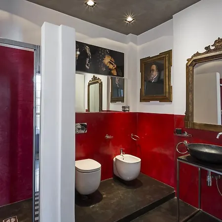 Loft Garibaldi 3*