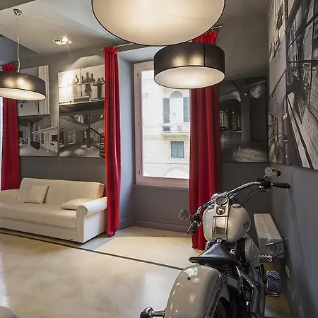 Гостевой дом Loft Garibaldi Кьявари